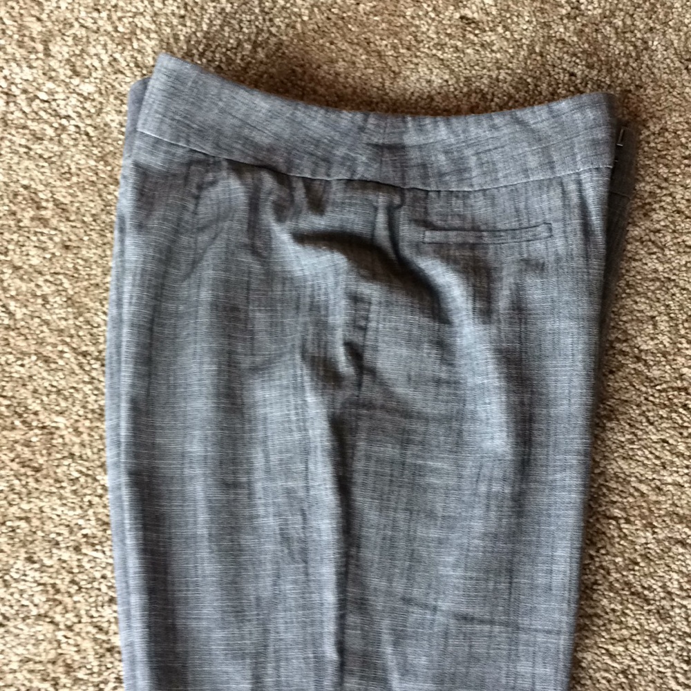 Gray capris - Picture 3 of 3